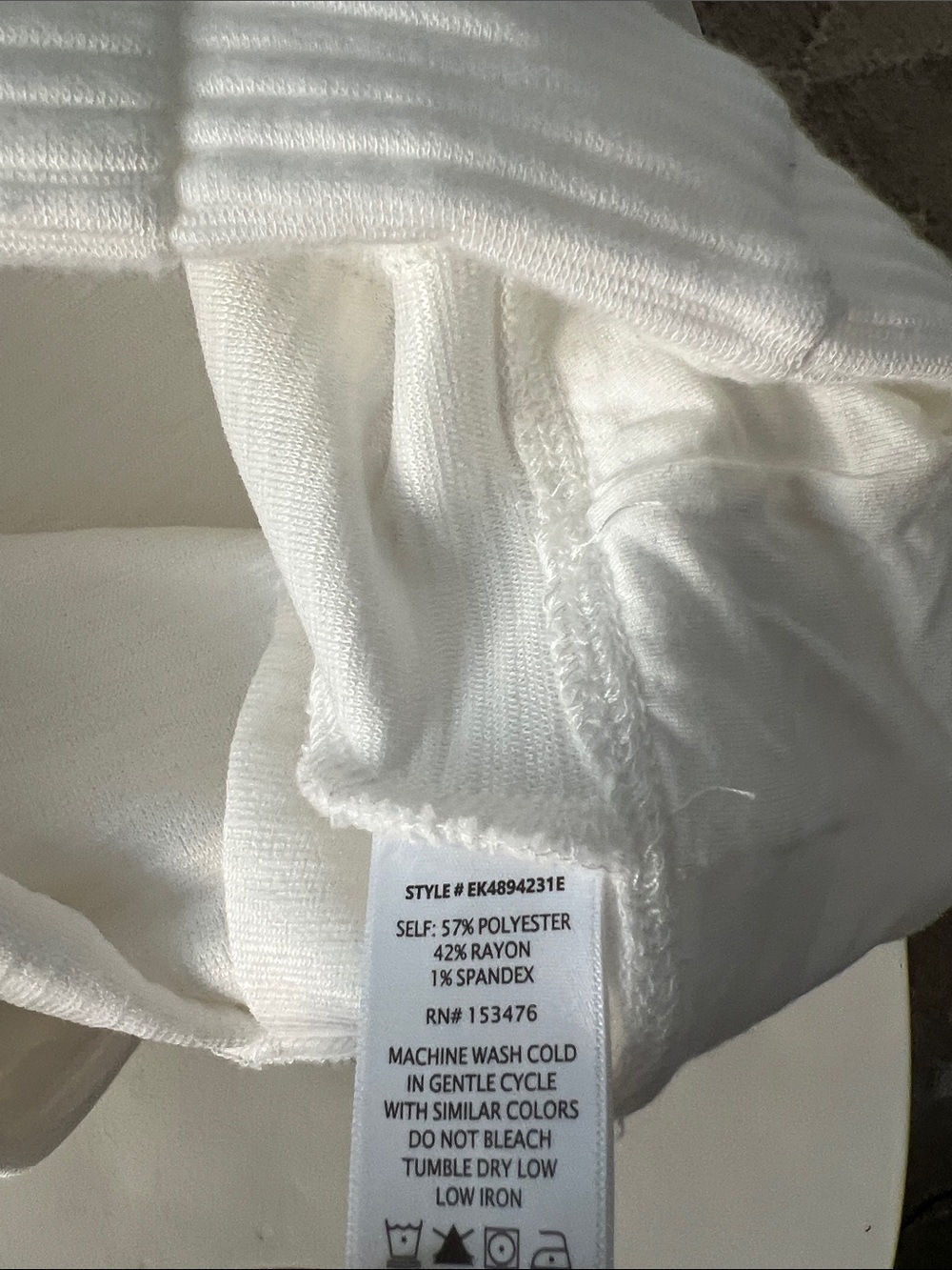 EVEREVE Ribbed V Neck Soft Pullover Oversized White Sweater Medium - Picture 6 of 6